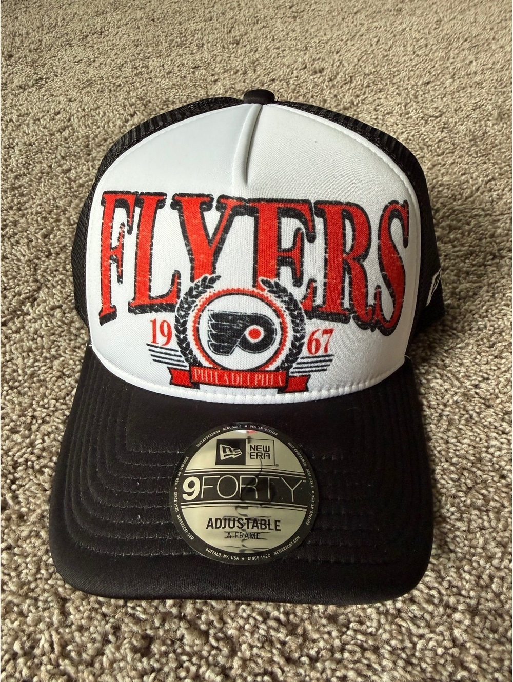 New Era 9FORTY Adjustable Philadelphia Flyers Trucker Hat